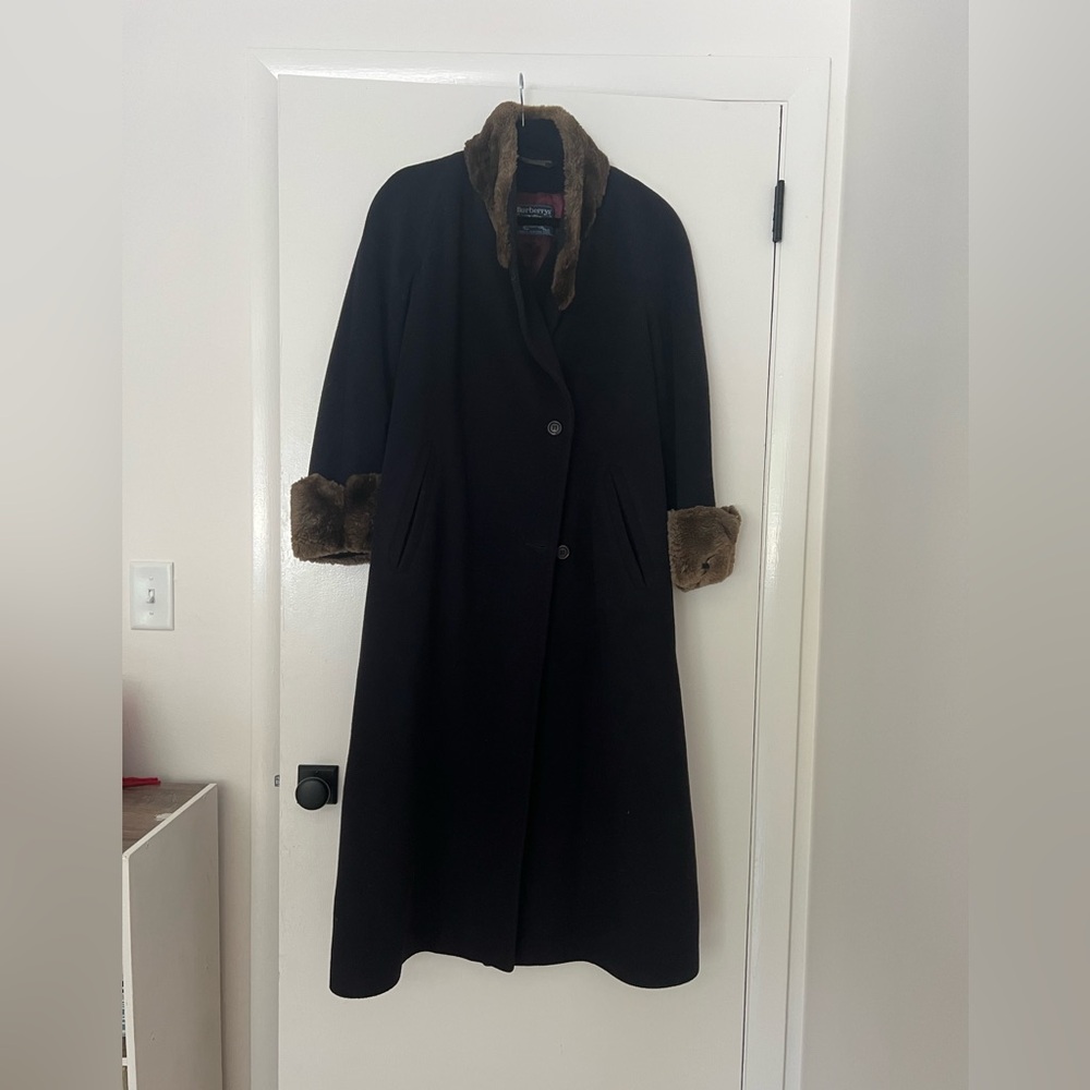 Burberry Elegant Black Coat with Brown Accents faux fur USA medium - Picture 10 of 10